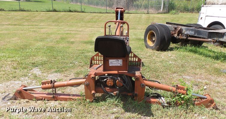 image for item DH3853 Ditch Witch A420 backhoe