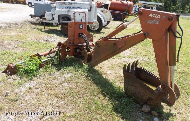 image for item DH3853 Ditch Witch A420 backhoe