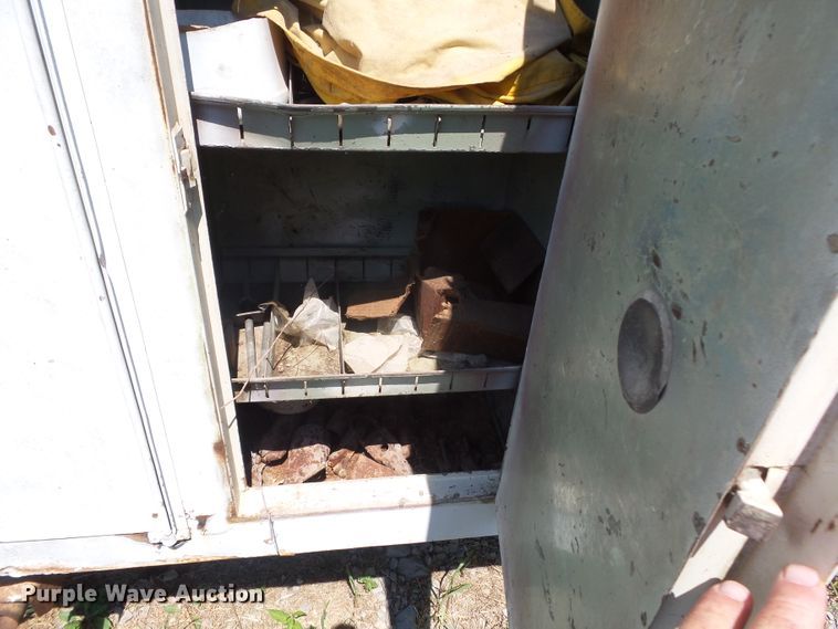 image for item DH3855 1980 GMC 7000  utility truck