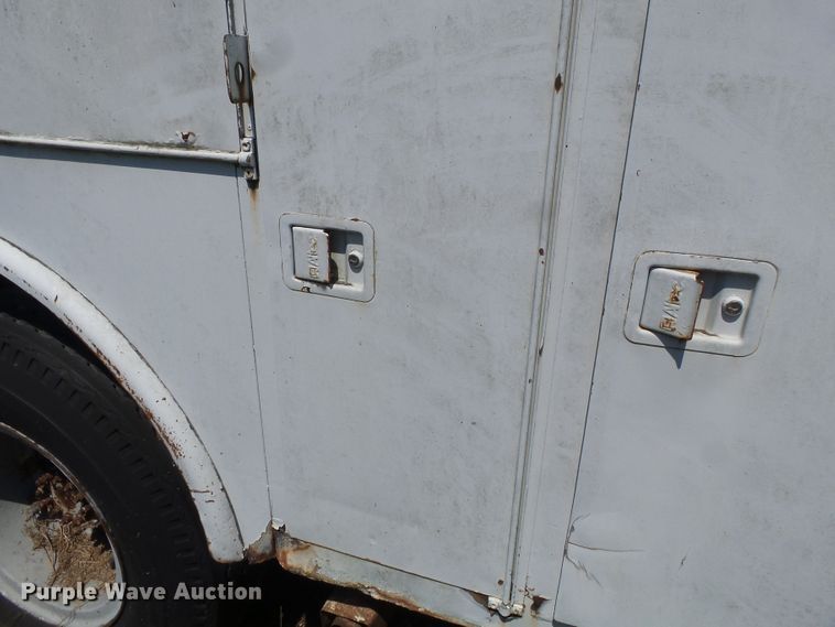 image for item DH3855 1980 GMC 7000  utility truck