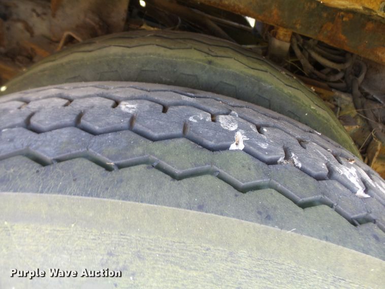 image for item DH3855 1980 GMC 7000  utility truck