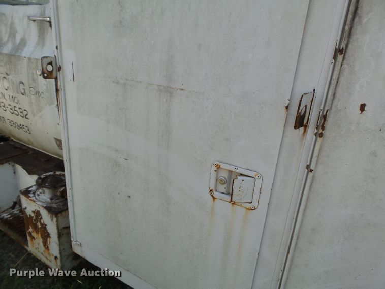 image for item DH3855 1980 GMC 7000  utility truck