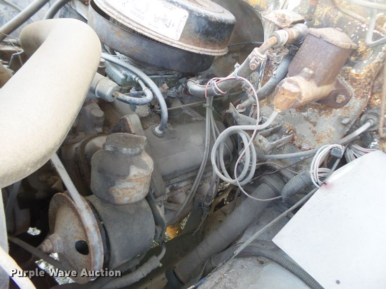 image for item DH3855 1980 GMC 7000  utility truck