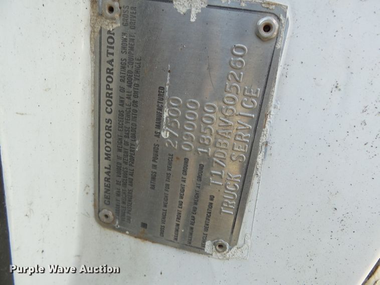 image for item DH3855 1980 GMC 7000  utility truck