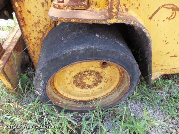 image for item DH3860 Caterpillar T60B  forklift