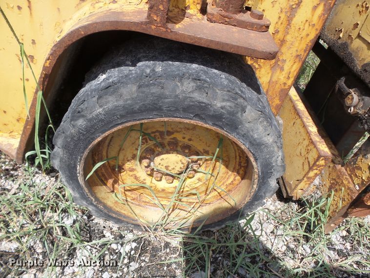 image for item DH3860 Caterpillar T60B  forklift