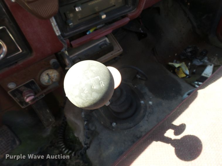 image for item DH3869 1980 Ford F600  bucket truck