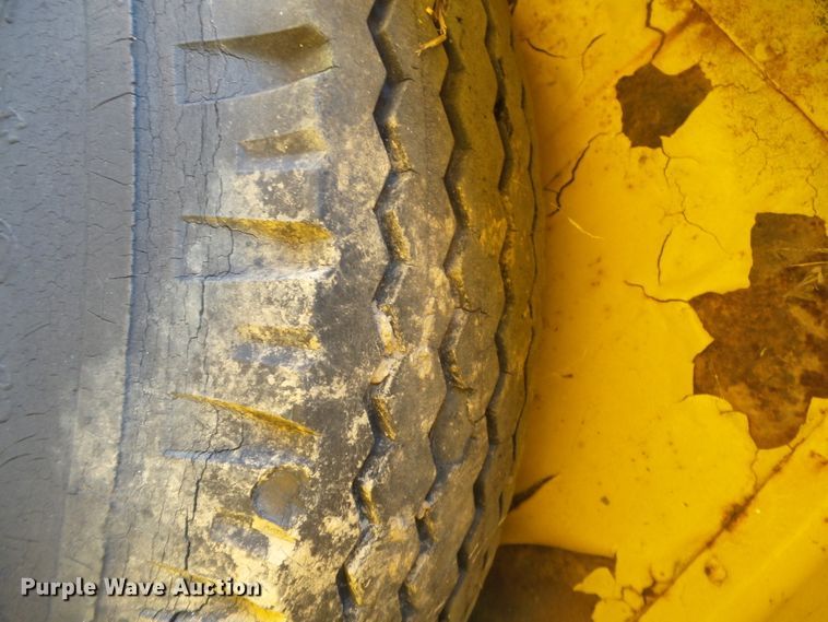 image for item DH3878 Hesco 1500-3  generator