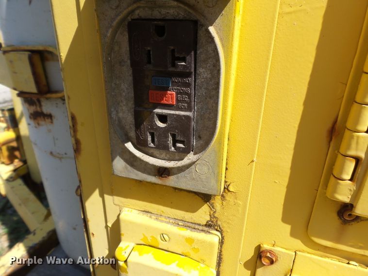 image for item DH3879 Hesco  generator