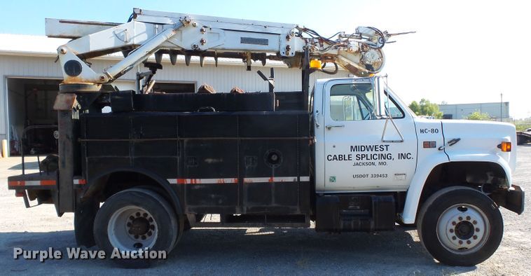 image for item DH3881 1987 GMC C7000  digger derrick truck