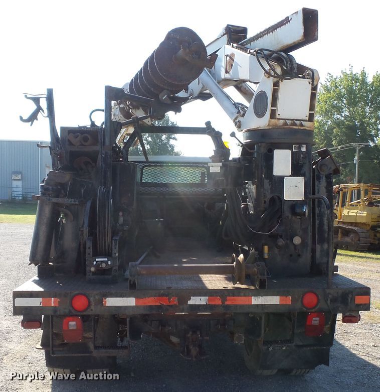 image for item DH3881 1987 GMC C7000  digger derrick truck