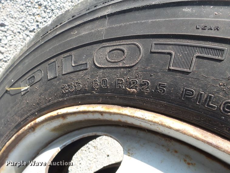 image for item DH3881 1987 GMC C7000  digger derrick truck