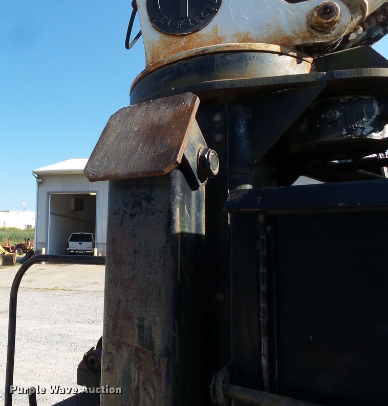 image for item DH3881 1987 GMC C7000  digger derrick truck