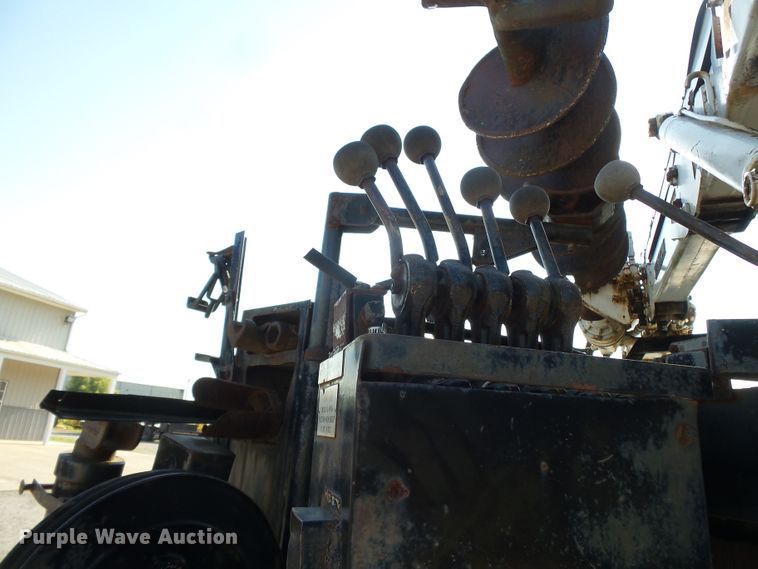 image for item DH3881 1987 GMC C7000  digger derrick truck