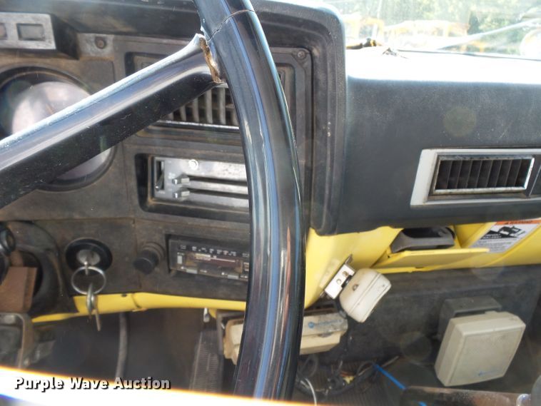 image for item DH3881 1987 GMC C7000  digger derrick truck