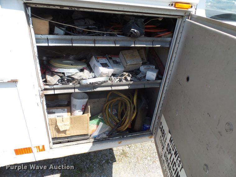 image for item DH3882 1986 Chevrolet  bucket truck