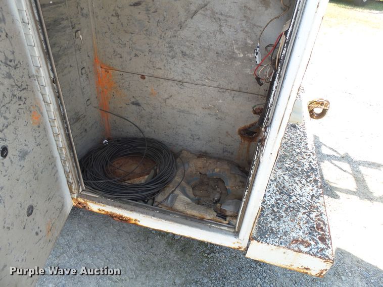 image for item DH3882 1986 Chevrolet  bucket truck