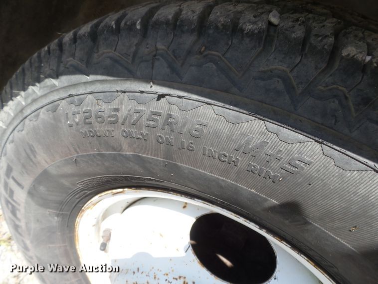 image for item DH3883 1987 Dodge D350  bucket truck