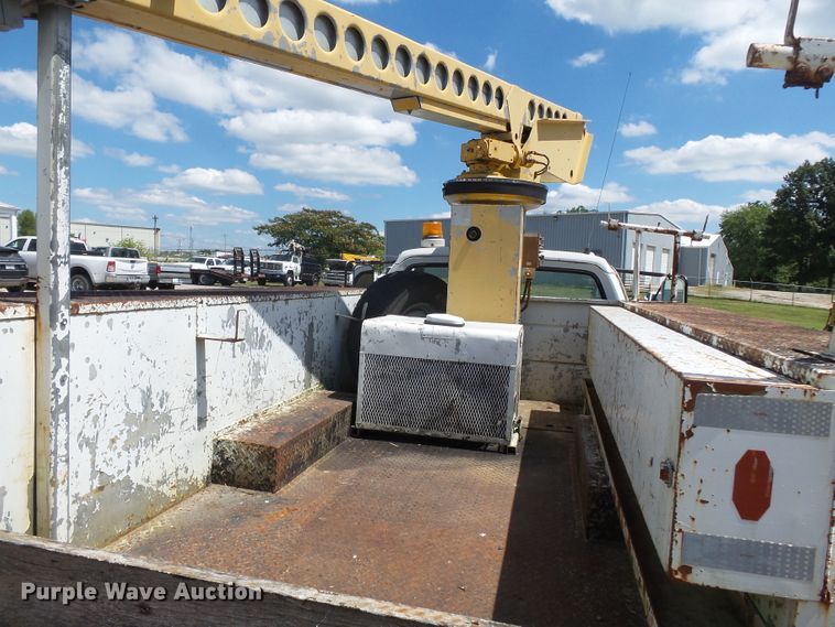 image for item DH3883 1987 Dodge D350  bucket truck