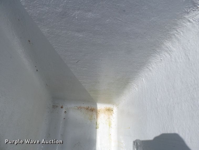 image for item DH3883 1987 Dodge D350  bucket truck