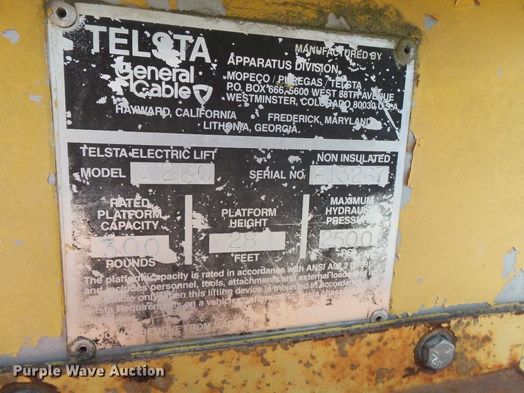 image for item DH3883 1987 Dodge D350  bucket truck