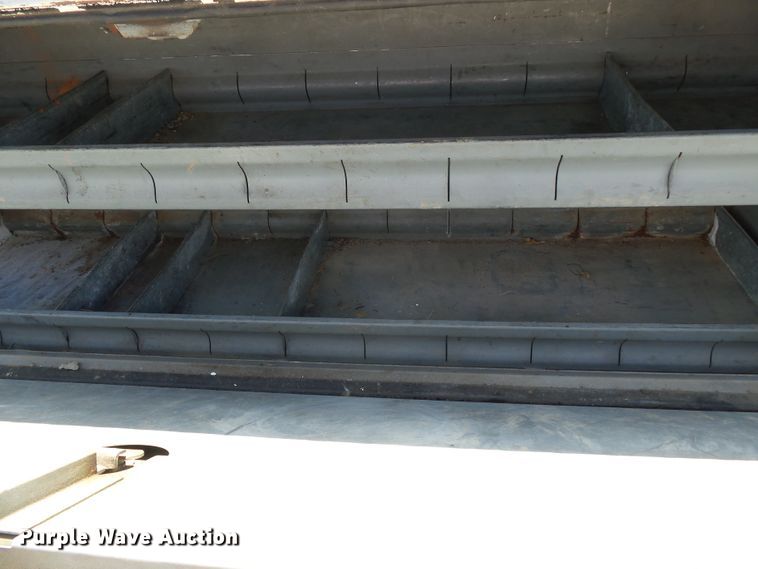 image for item DH3883 1987 Dodge D350  bucket truck