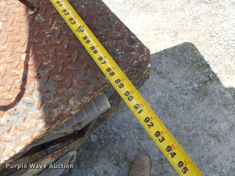 image for item DH3883 1987 Dodge D350  bucket truck