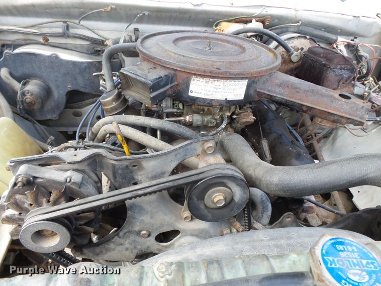 image for item DH3883 1987 Dodge D350  bucket truck