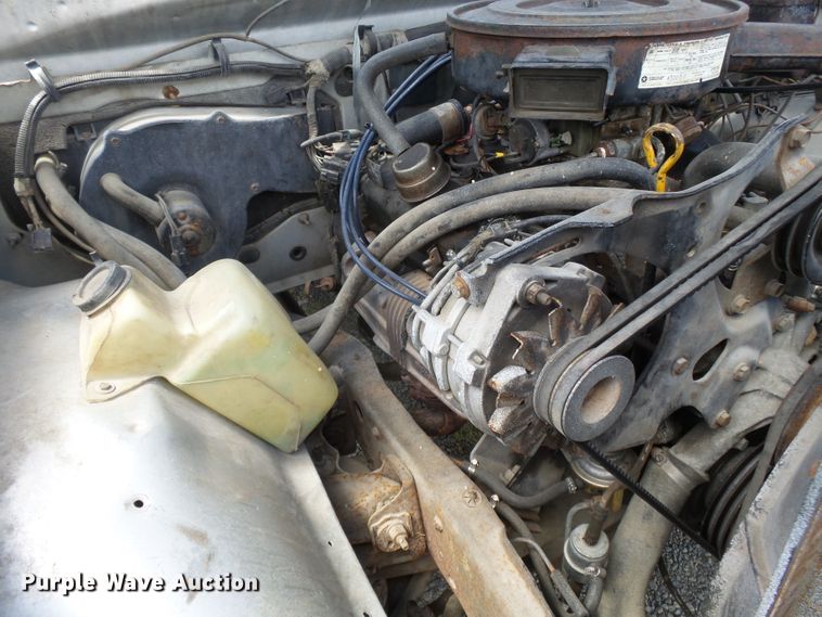 image for item DH3883 1987 Dodge D350  bucket truck