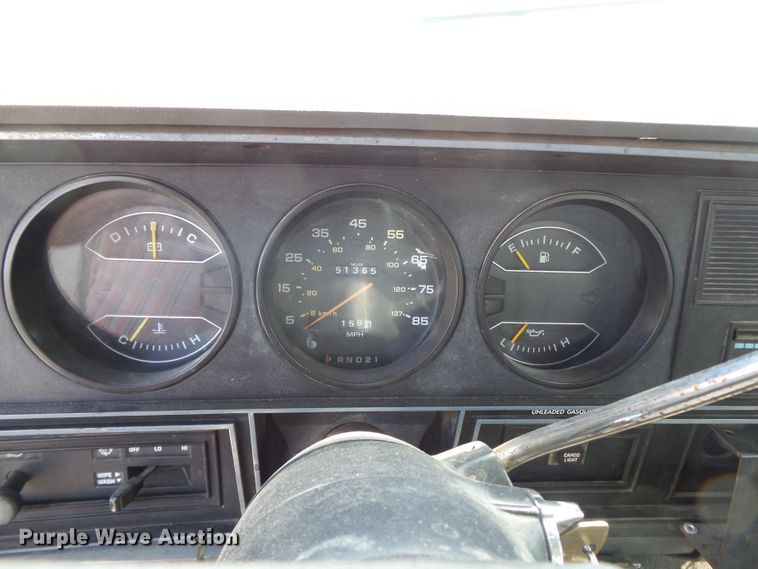 image for item DH3883 1987 Dodge D350  bucket truck