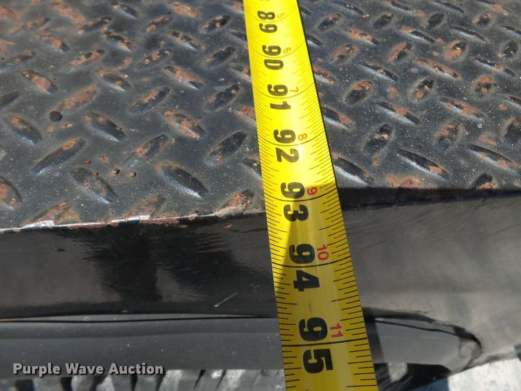 image for item DH3884 1991 International 4600  bucket truck