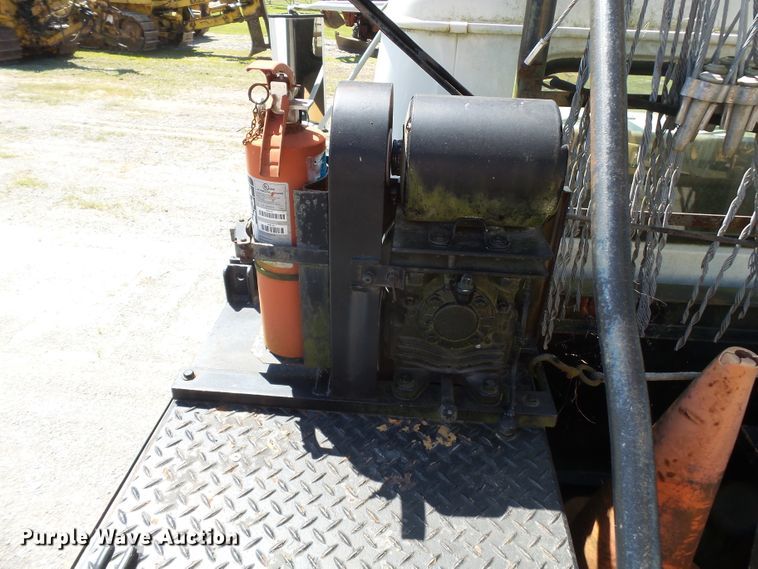 image for item DH3884 1991 International 4600  bucket truck