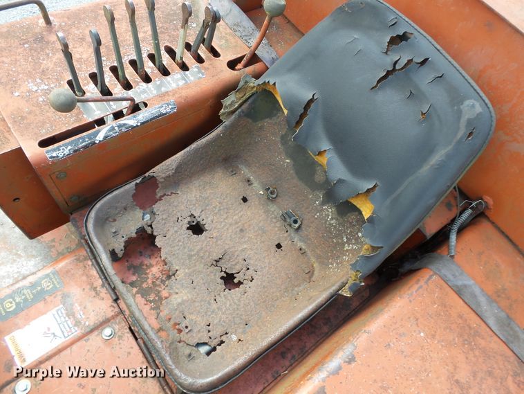 image for item DH3891 Ditch Witch 6510  trencher