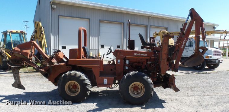 image for item DH3892 Ditch Witch 6510  vibratory cable plow