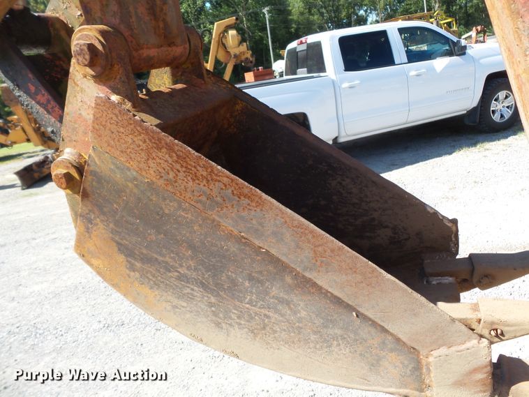 image for item DH3892 Ditch Witch 6510  vibratory cable plow