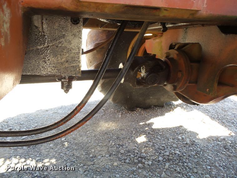 image for item DH3892 Ditch Witch 6510  vibratory cable plow