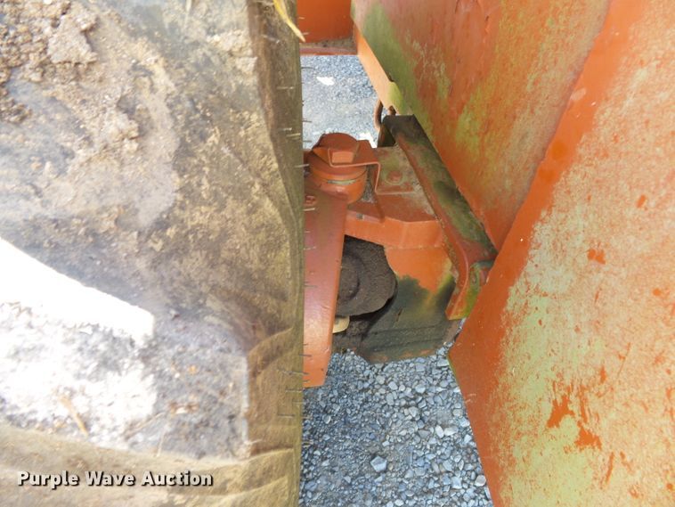 image for item DH3892 Ditch Witch 6510  vibratory cable plow