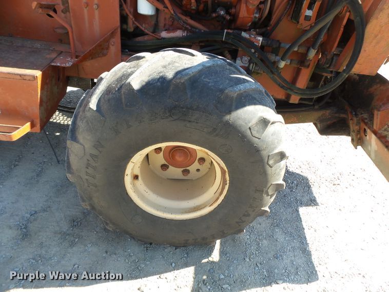 image for item DH3892 Ditch Witch 6510  vibratory cable plow