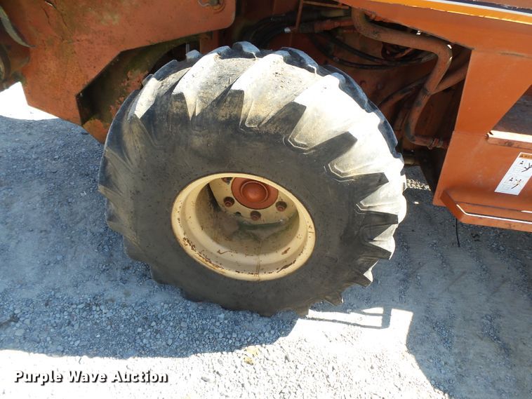 image for item DH3892 Ditch Witch 6510  vibratory cable plow