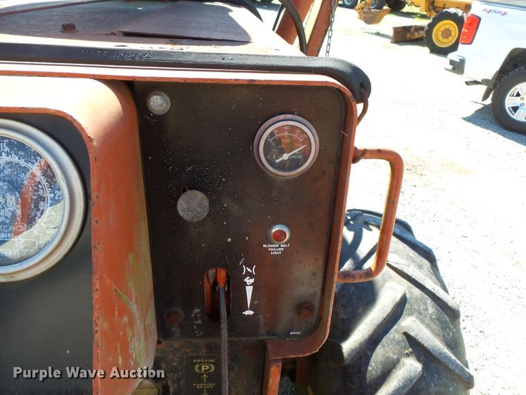 image for item DH3892 Ditch Witch 6510  vibratory cable plow