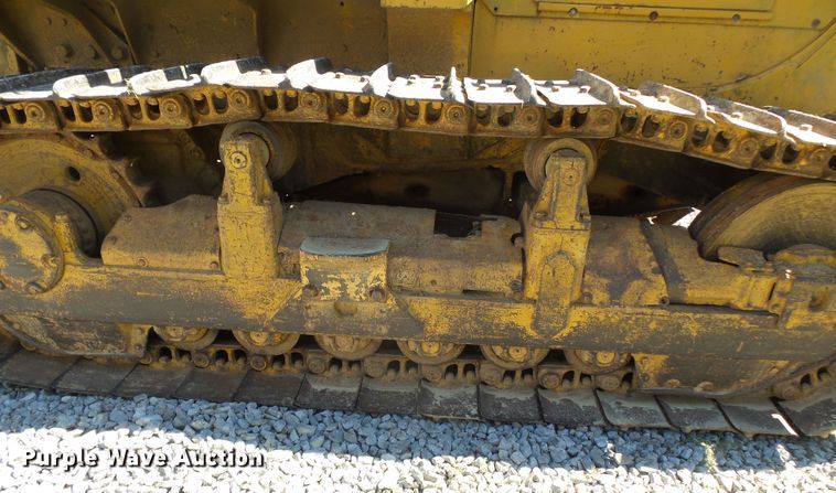 image for item DH3893 1975 Caterpillar D6C  dozer