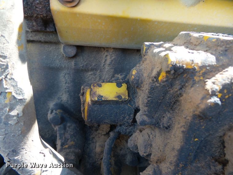 image for item DH3893 1975 Caterpillar D6C  dozer