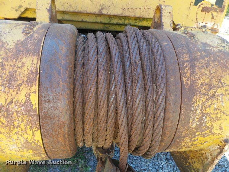 image for item DH3893 1975 Caterpillar D6C  dozer