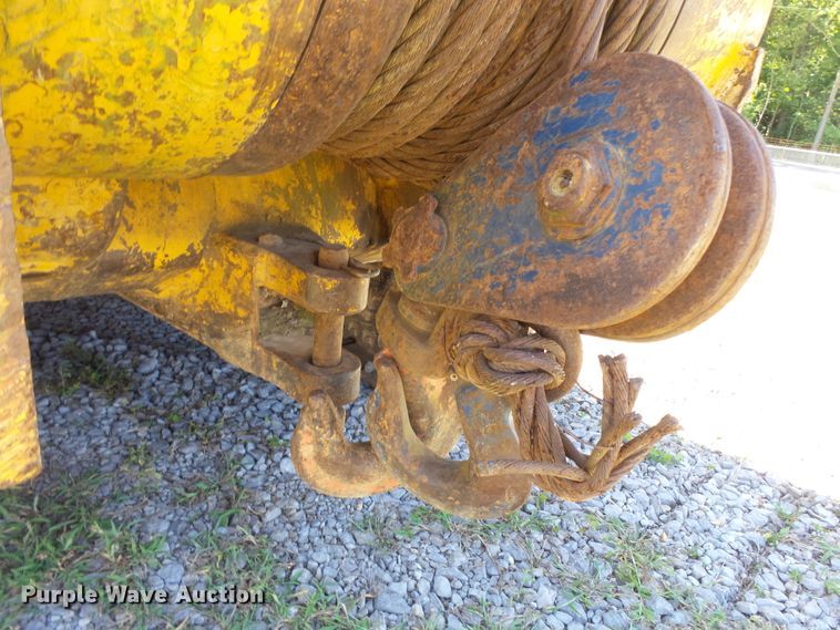 image for item DH3893 1975 Caterpillar D6C  dozer