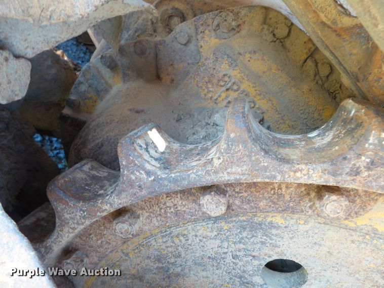 image for item DH3893 1975 Caterpillar D6C  dozer