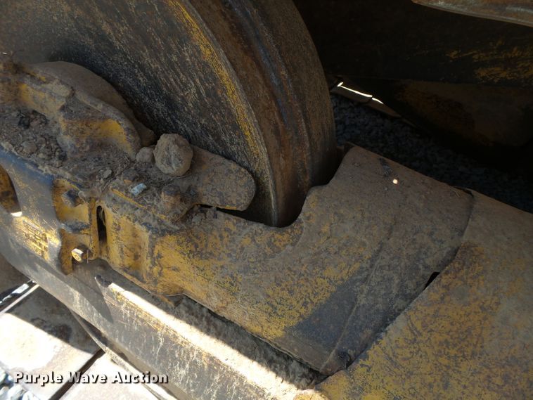 image for item DH3893 1975 Caterpillar D6C  dozer