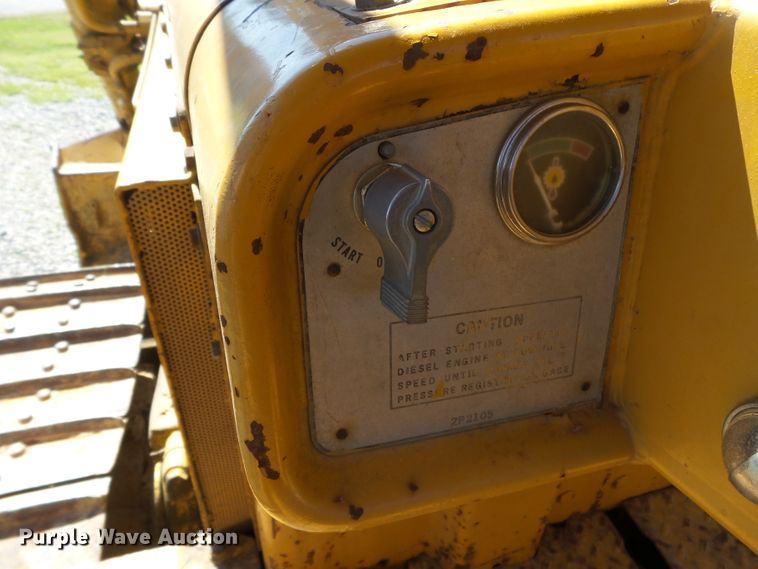 image for item DH3893 1975 Caterpillar D6C  dozer
