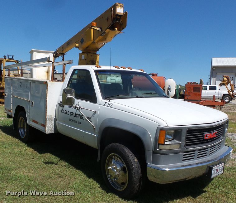 image for item DH3894 1994 GMC C4500  bucket truck