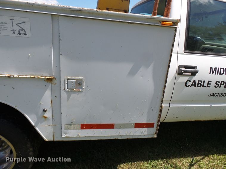 image for item DH3894 1994 GMC C4500  bucket truck