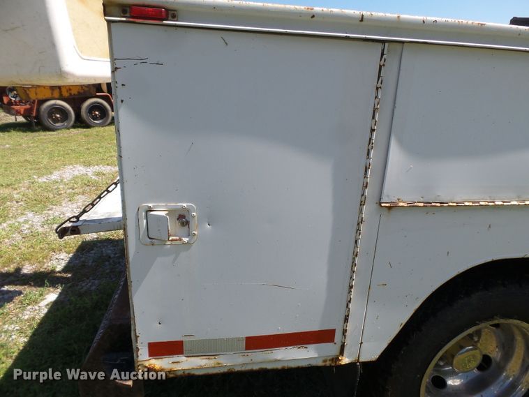 image for item DH3894 1994 GMC C4500  bucket truck